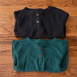 The Children’s PlaceKids' Black and Green Long Sleeve thermal Shirts. 2 Pack!